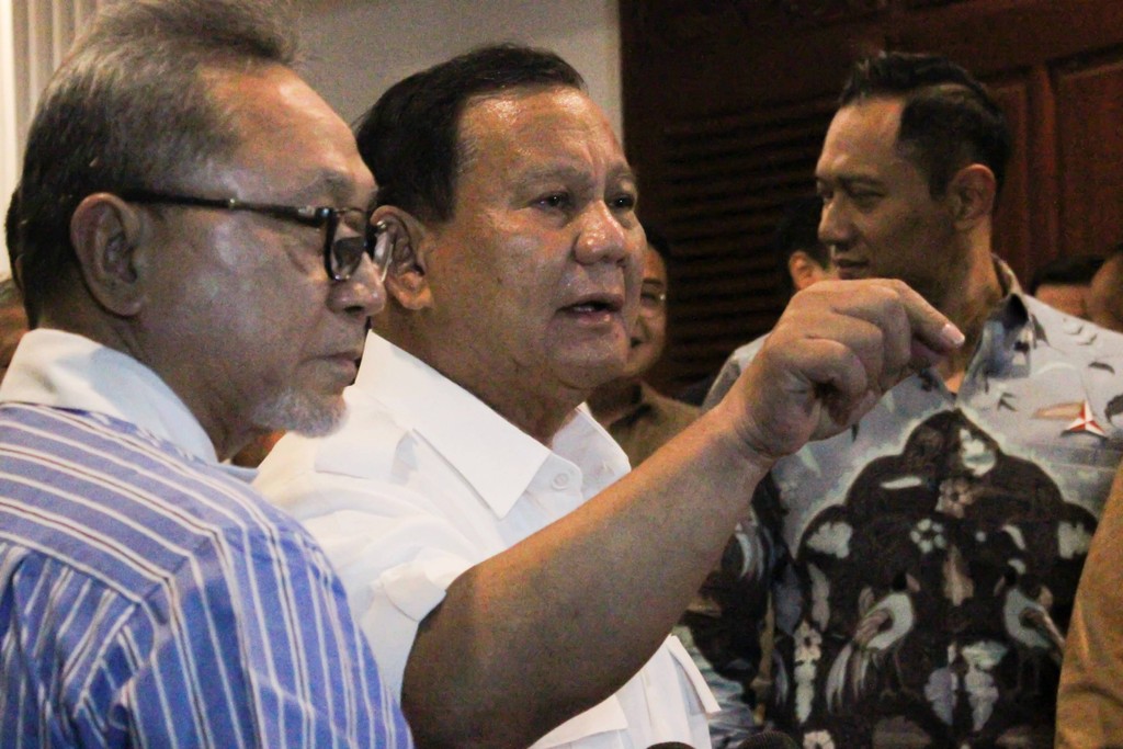 Foto Prabowo Umumkan Gibran Jadi Cawapres 2