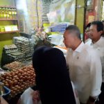 Zulhas Sidak Pasar Jagasatru Cirebon, Harga Cabai dan Beras Jelang Nataru Bikin Kaget