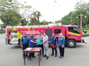 Damkar Kota Cirebon Diperkuat Mobil Baru