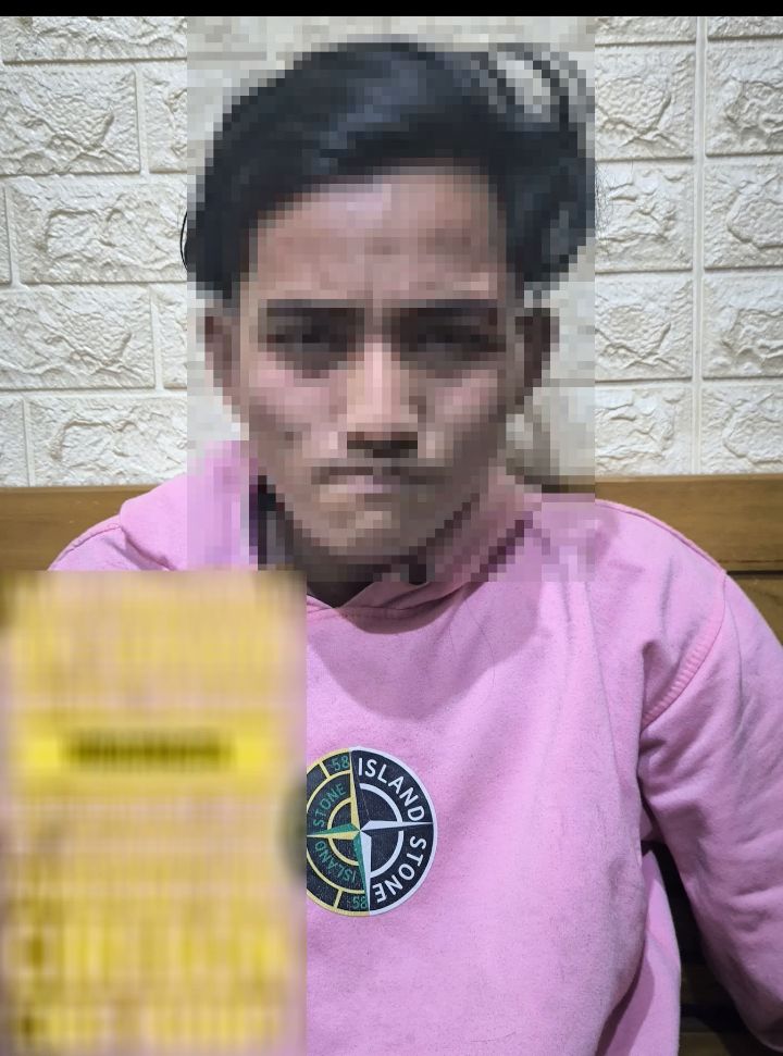AF (23) terduga pelaku tindak pidana pencurian dengan kekerasan. (Foto: dok. wan)
