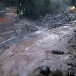 Banjir Bandang Terjang Wisata Guci Tegal, Kolam Air Panas Pancuran 13 Hilang